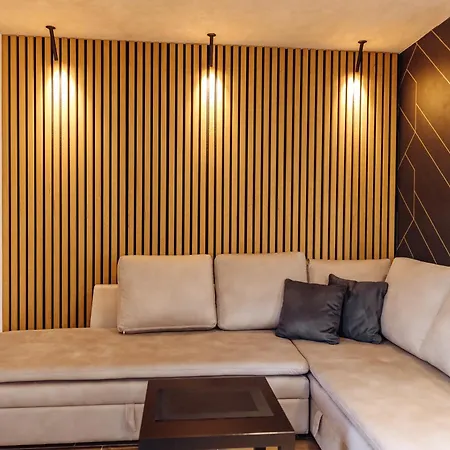Pavlovic Lux 公寓